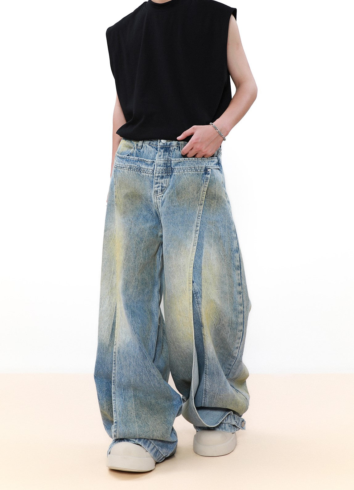 DISTRESSED EDGE DENIM PANTS