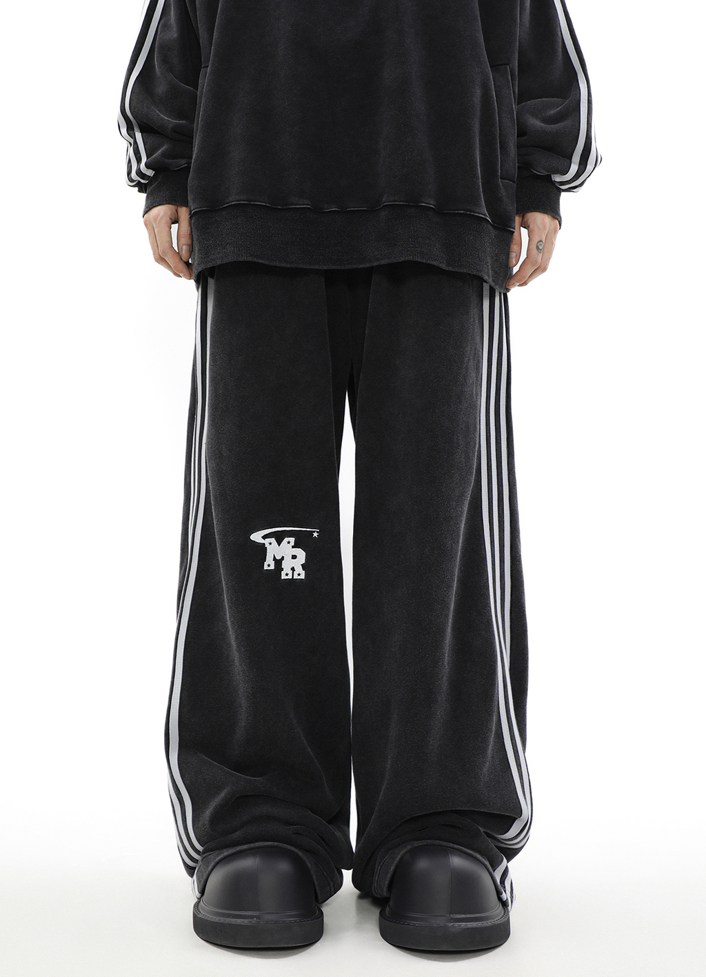 URBAN FLOW TRACK SET PANTS