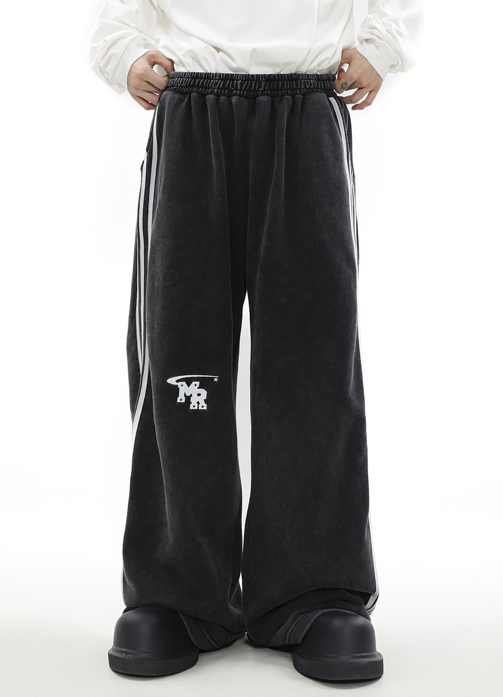 URBAN FLOW TRACK SET PANTS