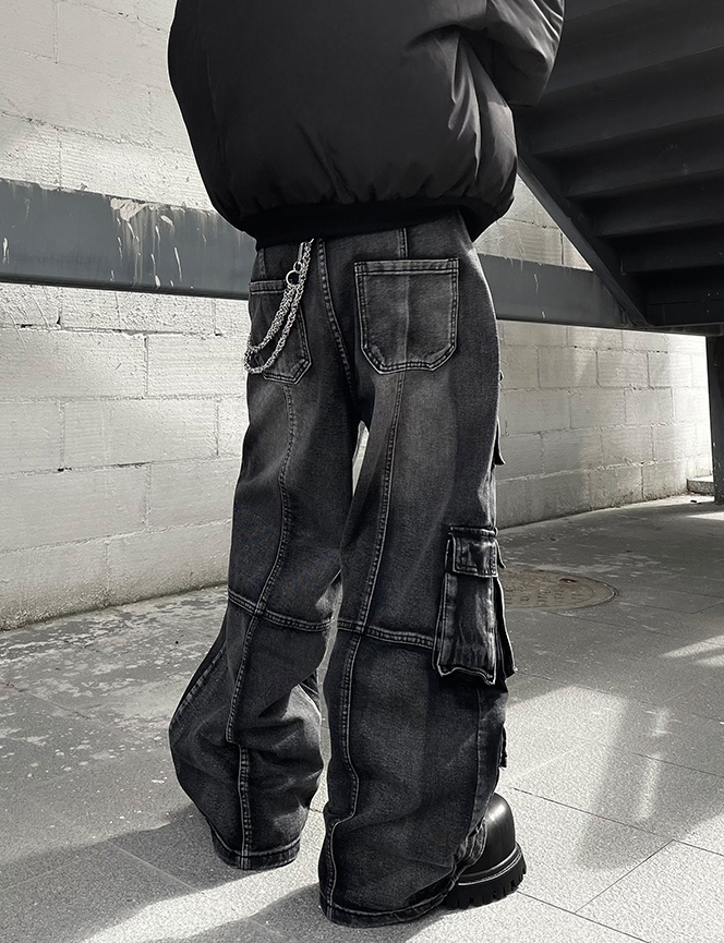 TECH UTILITY CARGO DENIM PANTS