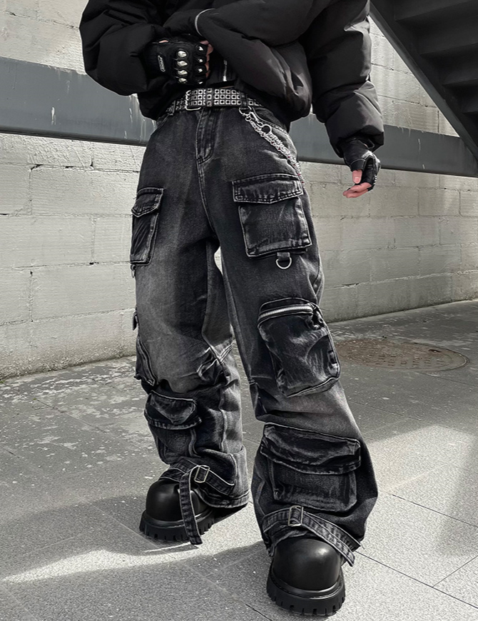 TECH UTILITY CARGO DENIM PANTS
