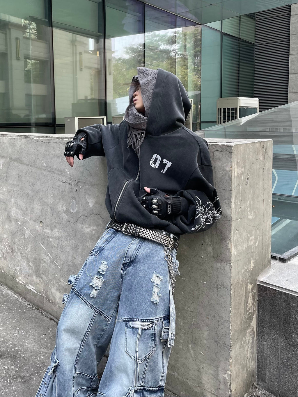 MODERN PRINTED HOODIE