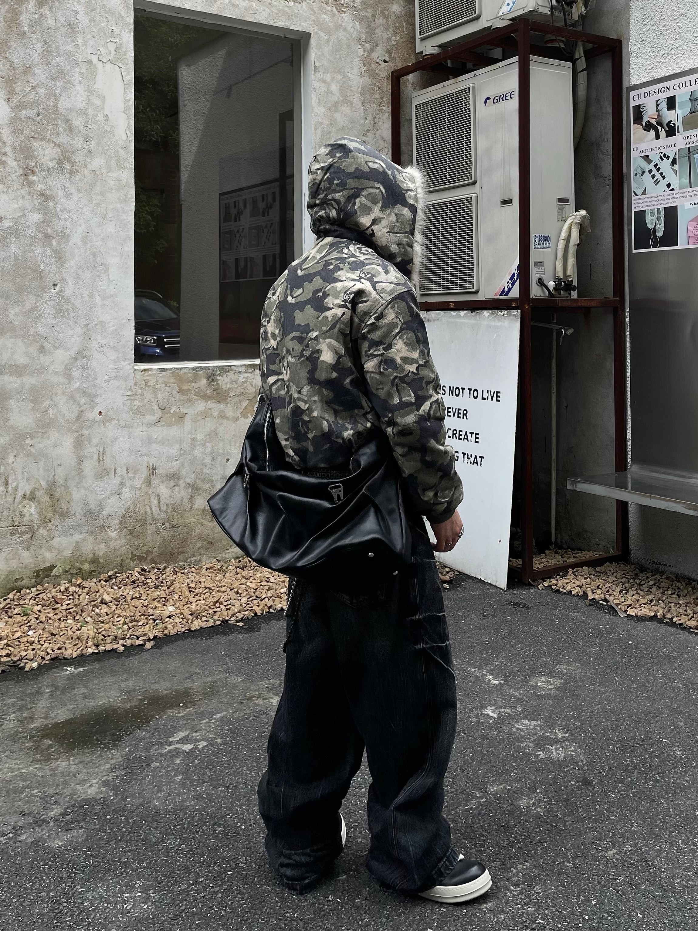 CAMO HOOD PUFFER JACKET