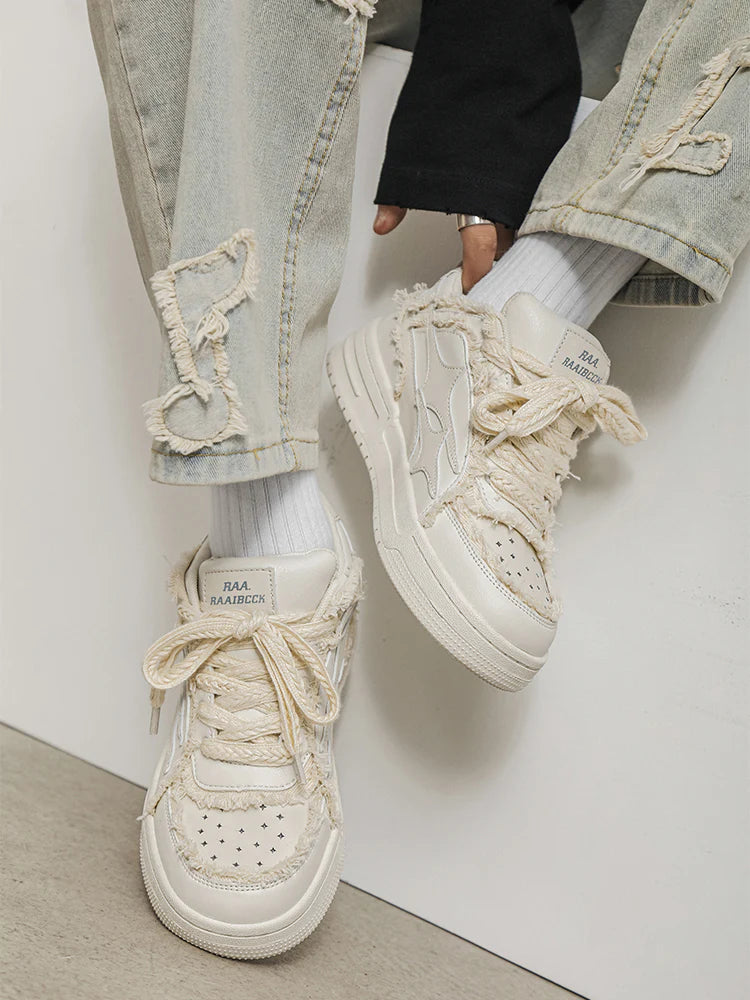 CASUAL WHITE BOARD SHOES
