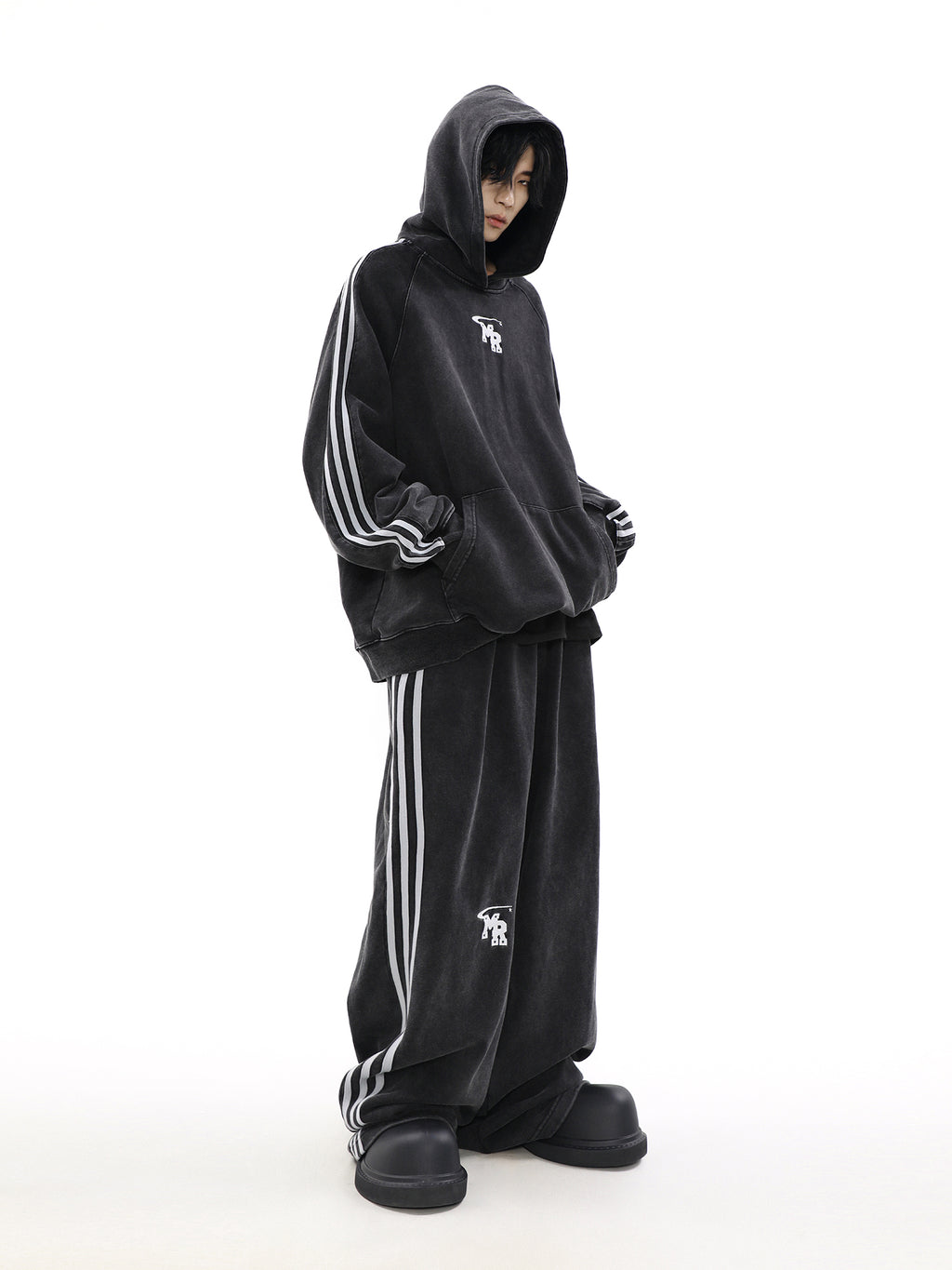 URBAN FLOW TRACK SET HOODIE