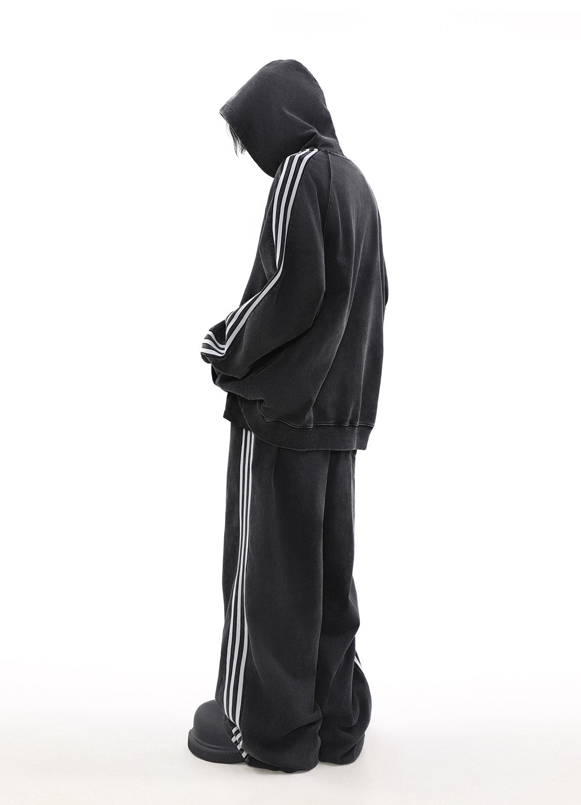 URBAN FLOW TRACK SET HOODIE