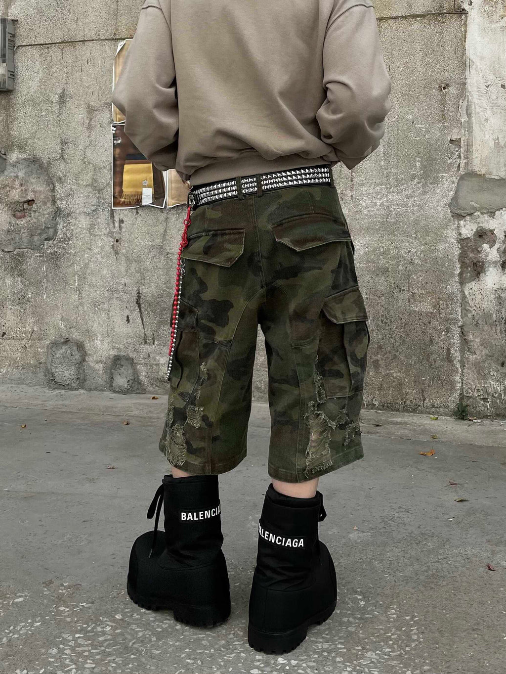 CAMO CARGO SHORTS
