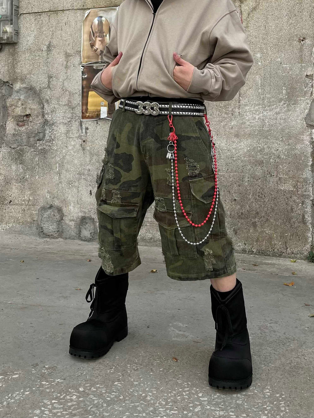 CAMO CARGO SHORTS