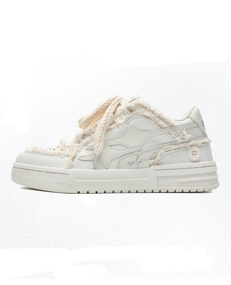 CASUAL WHITE BOARD SHOES