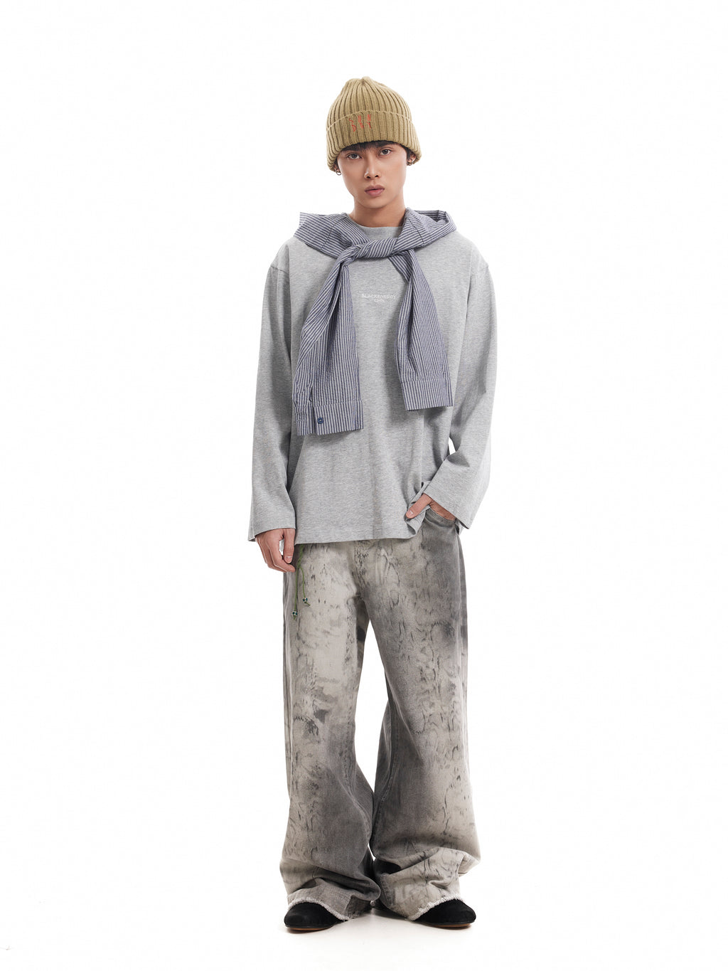 WASHED DISTRESSED BOOTCUT PANTS