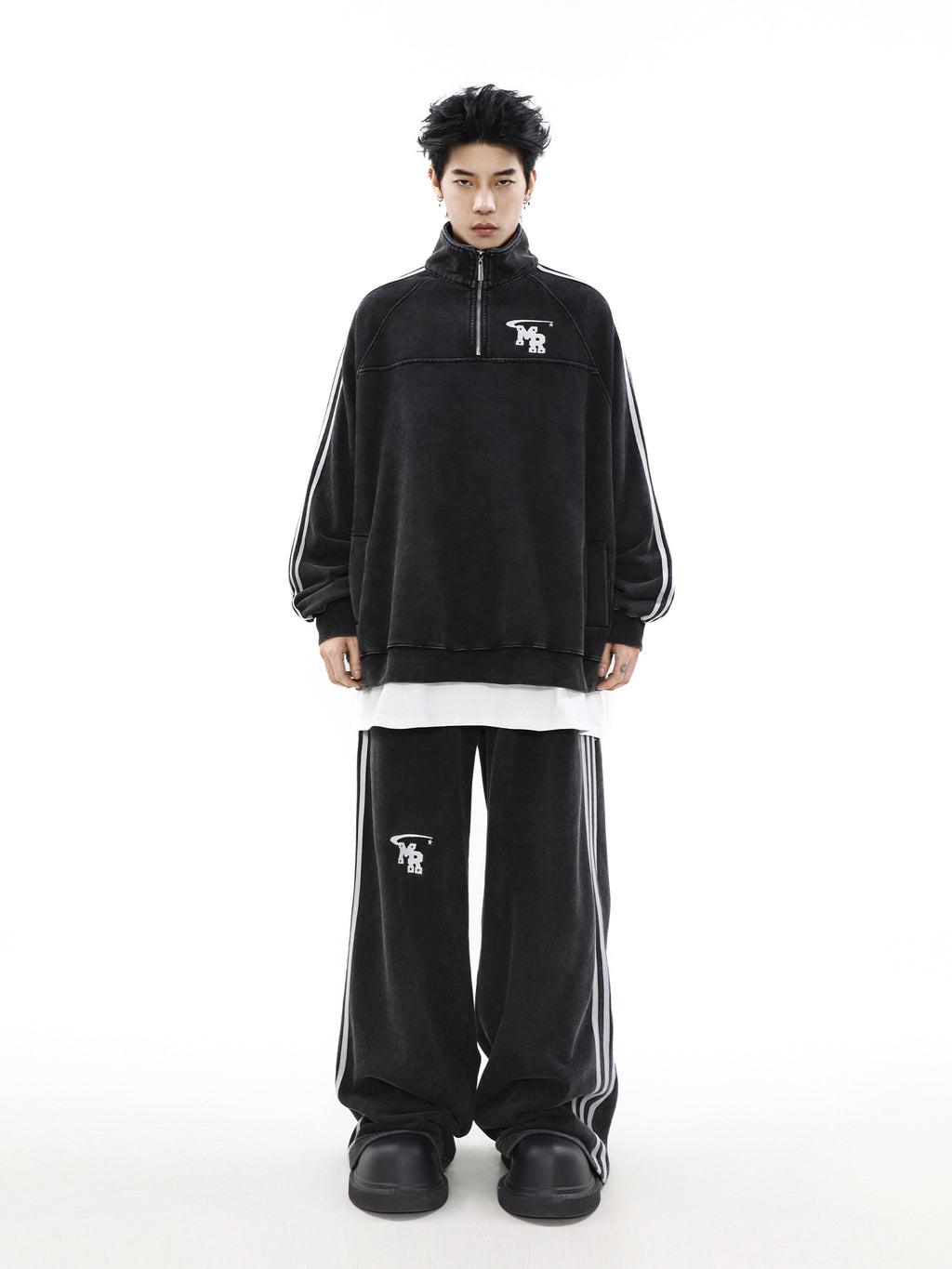 URBAN FLOW TRACK SET TOPS
