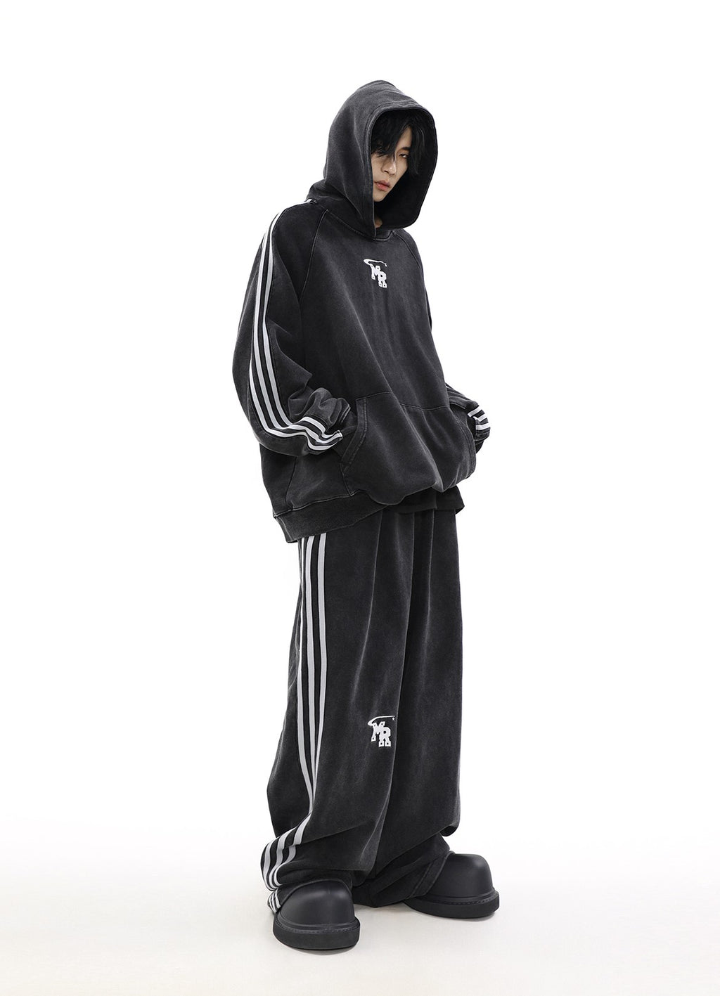 URBAN FLOW TRACK SET HOODIE