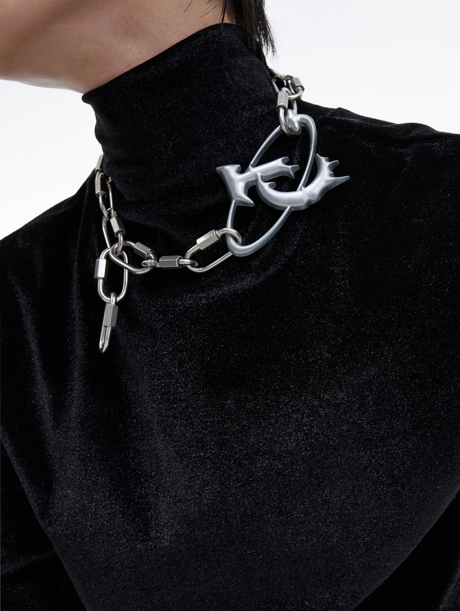 VOID RELIC NECKLACE